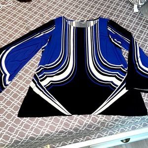 Avenue blouse size 18/20